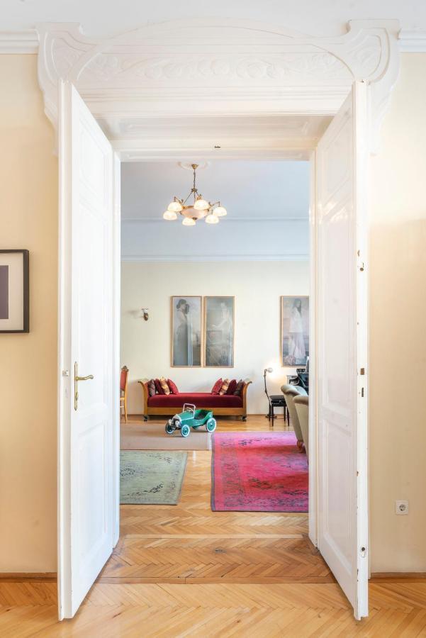 Stunning Spacious Art Nouveau Apart , Grand Piano * Boedapest